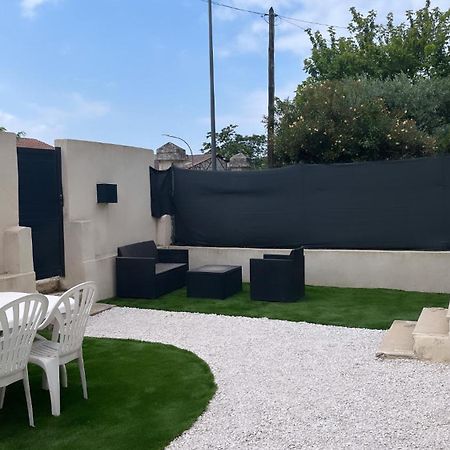 Logement privé sur l'Avenue du Mont Ventoux Carpentras Esterno foto