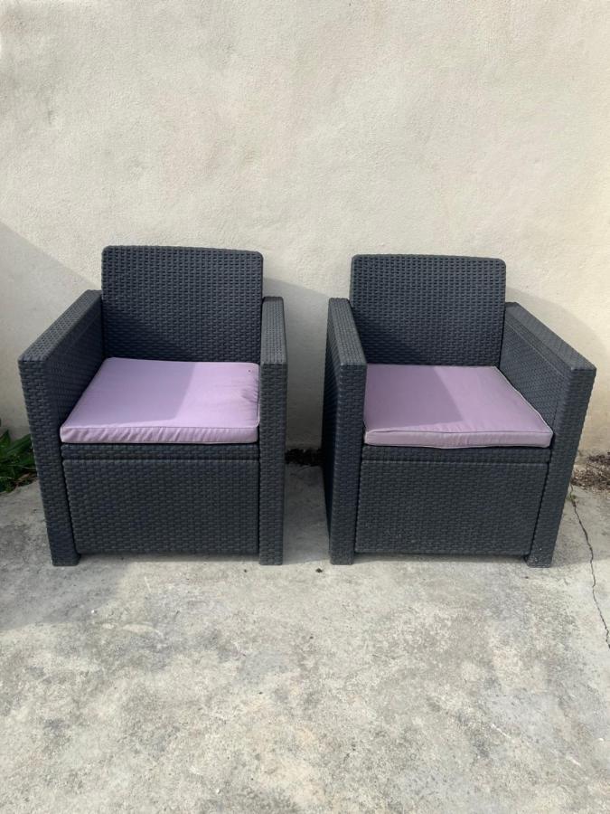 Logement privé sur l'Avenue du Mont Ventoux Carpentras Esterno foto
