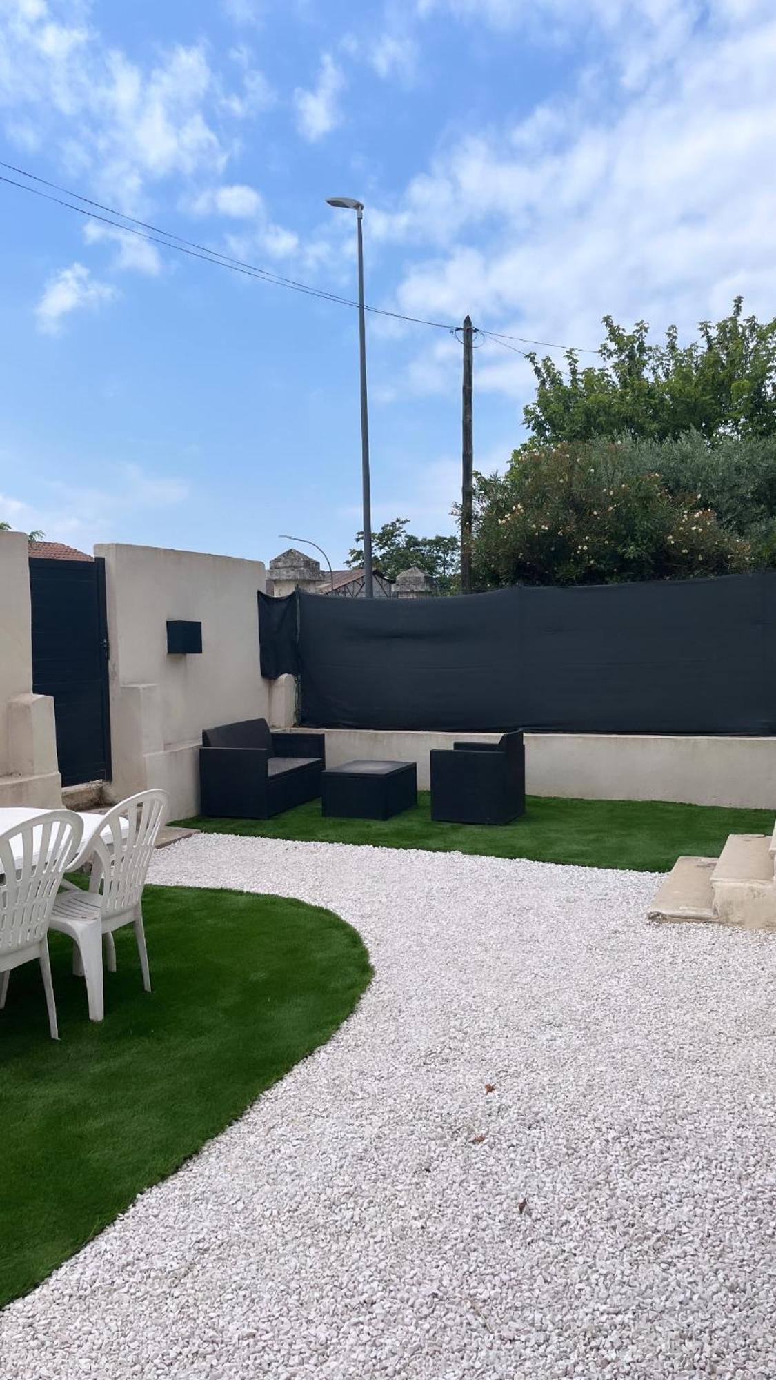 Logement privé sur l'Avenue du Mont Ventoux Carpentras Esterno foto